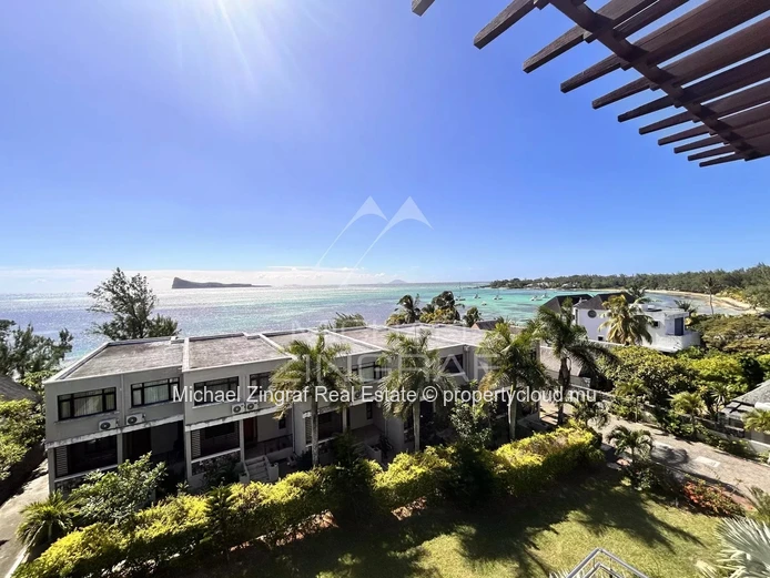 Beachfront Duplex in Cap Malheureux