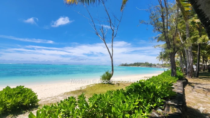 Beachfront Villa with sea view of 3 bedrooms