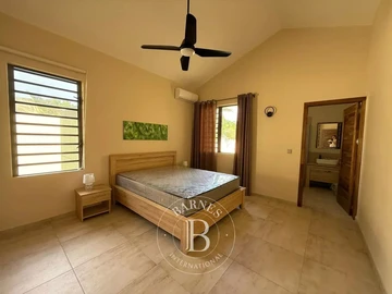 4 Bedroom Villa