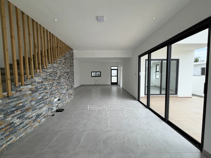 À Vendre | Villa Privée Avec Piscine | Trou-Aux-Biches | À Proximité De L’Une Des Plus Belles Plages De L’Île Maurice...