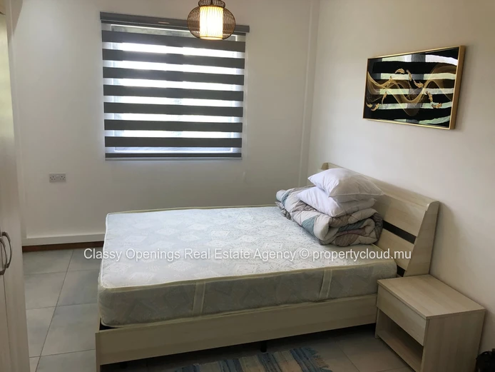 Modern 3BR Penthouse with Pool & Open Plan Living - Flic en Flac