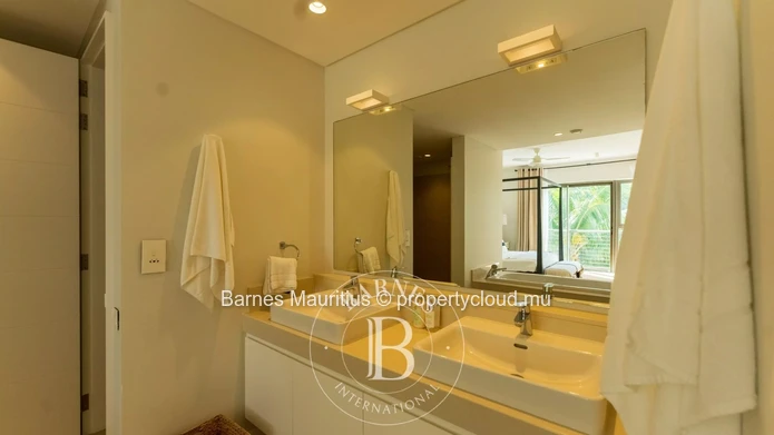 GRAND BAIE - Ultra-Luxury Penthouse - 3 Bedrooms