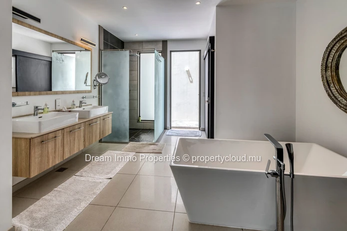 Stunning modern 3-bedroom villa with private pool for rent in Mont Mascal – Mauritius