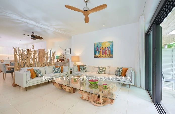 Appartement De Standing Meublé De 3 Chambres A Pointe Aux Canonniers - Ile Maurice