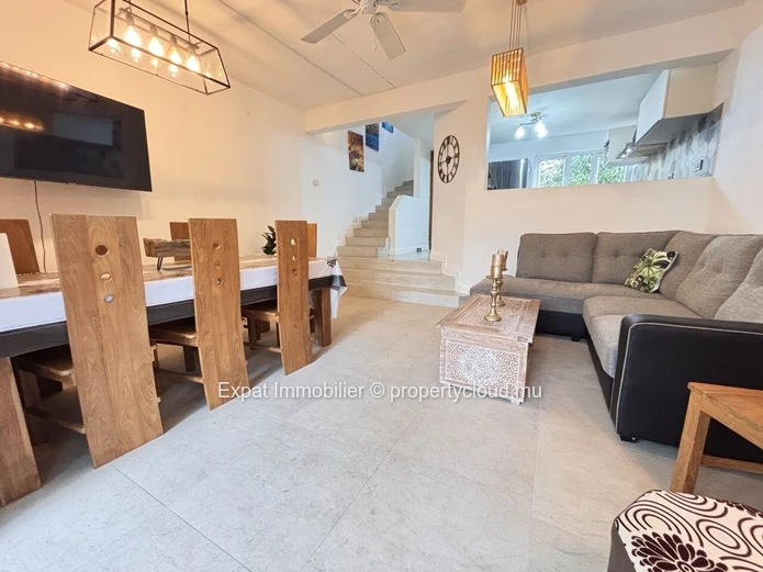 Contemporary 3-Bedroom Townhouse With Direct Access To The Sea – Pointe Aux Biches