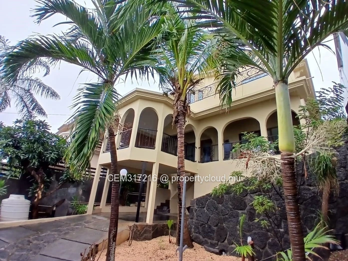 Villa Exceptionnelle à Vendre – Morcellement De Chazal, Albion 