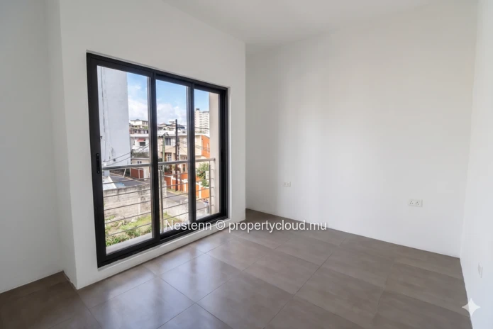 Penthouse moderne de 3 chambres dans une résidence neuve au 5ème étage.