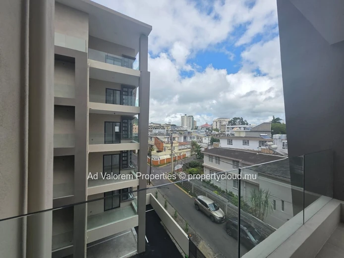Apartment 3 Chambres A Quatre Bornes