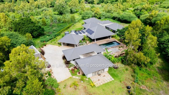 Superbe Villa meublé à Vendre dans une Résidence Privée