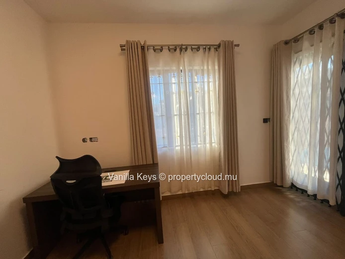 For Rent – Spacious Apartment In Green Creek