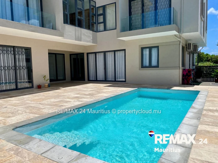 Bright New Apartment in Grand Baie