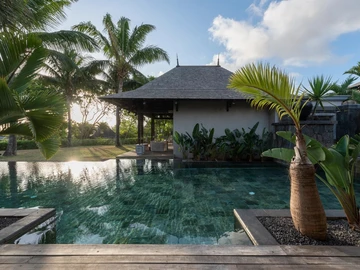 6 Bedroom Villa