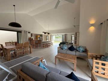 4 Bedroom Villa
