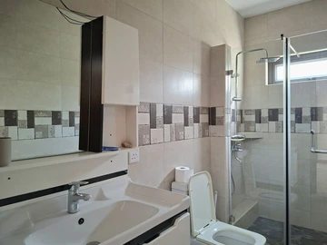 4 Bedroom Townhouse, Duplex