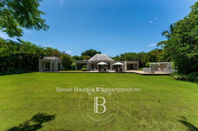 ANAHITA GOLF RESORT – Villa de luxe 5 chambres sur le golf