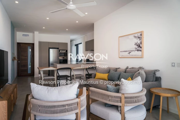 3 Bedroom Beachfront Apartment | Pool And Garden | Poste Lafayette | Lease Hold