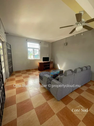 Prestigieux maison de 241 m² avec jardin et terrasse à Mahébourg