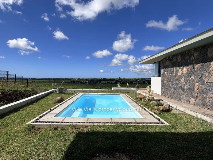 Belle Vue - New 3-bedroom house with swimming pool
