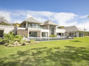 4 Bedroom Villa