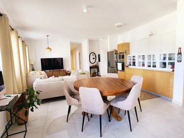 Appartement de 4 Chambres