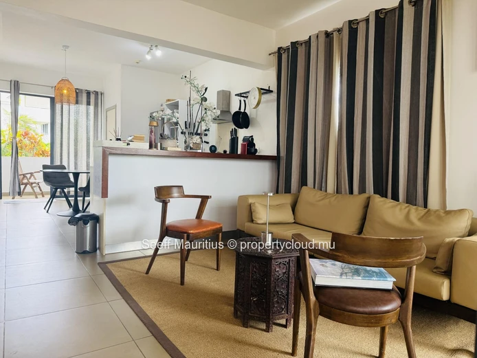 Élégant Appartement Rez-de-Jardin 2,5 Chambres avec Jardin Privatif – Azuri 