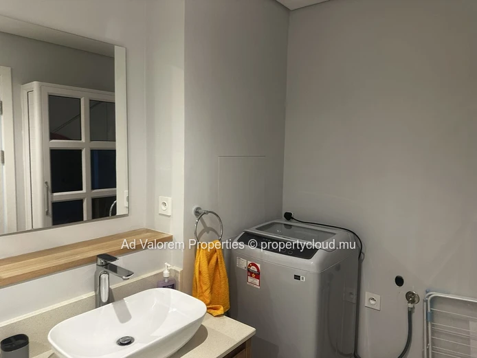 Appartement meublé de 2 chambres avec vue panoramique à louer!