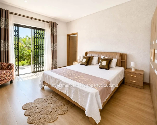 Villa Spacieuse et Moderne de 4 chambres à Grand Baie avec Piscine