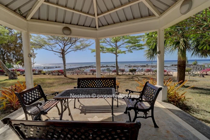 Charmante Villa coloniale dans une résidence privée en bord de mer