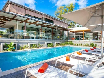 4 Bedroom Villa