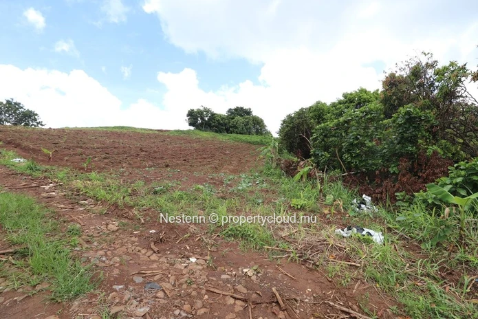 Residential land with mountain views with riverlet