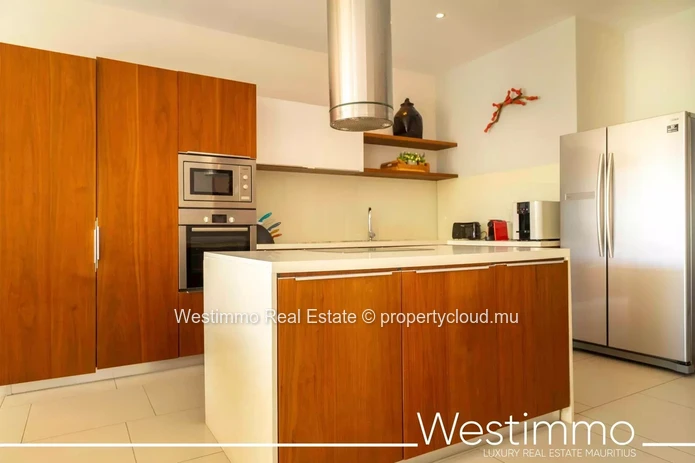 3-bedroom furnished apartment with terrace in Mauritius