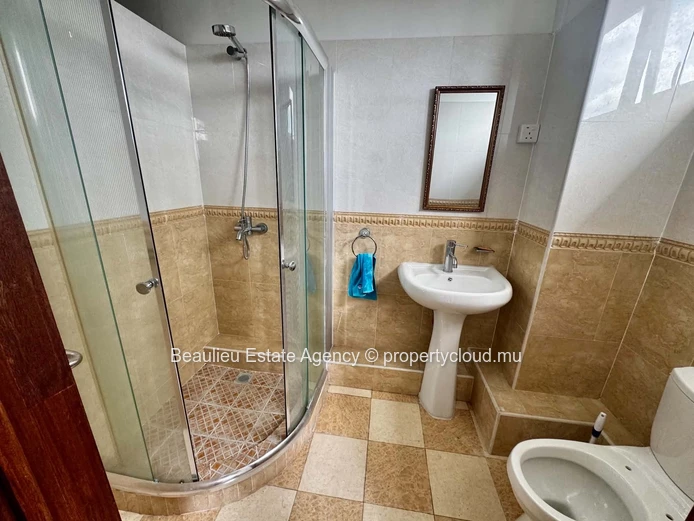 Appartement à vendre – Santa House, Eau Coulee