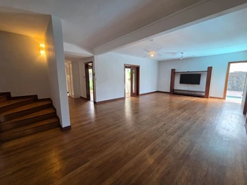 Maison de 4 Chambres