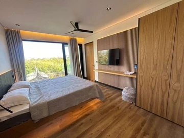 4 Bedroom Villa