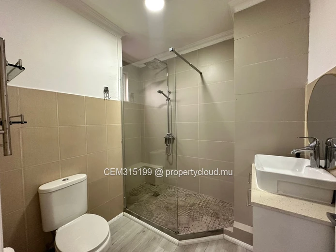 Modern 3-Bedroom Apartment for Rent – Floréal