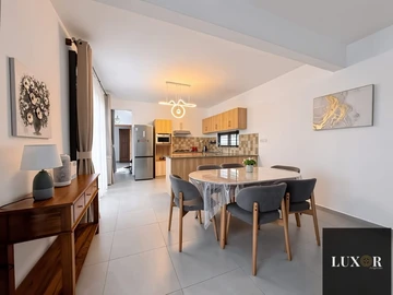 4 Bedroom Villa