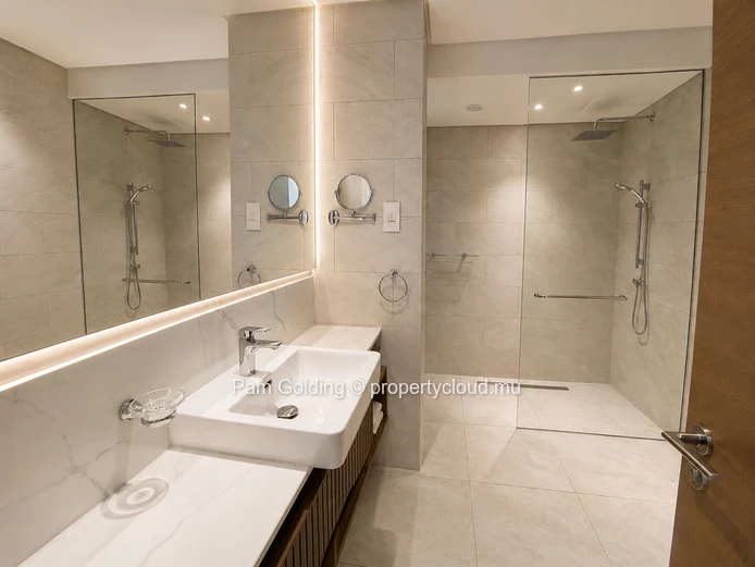 Appartement 2 Chambres à Vendre à Mont Choisy La Réserve