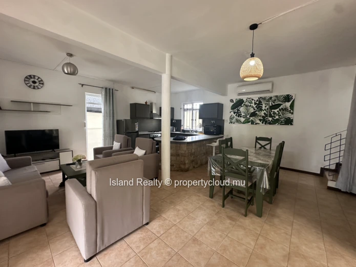 House with private pool – Grand Baie – Pets Allowed