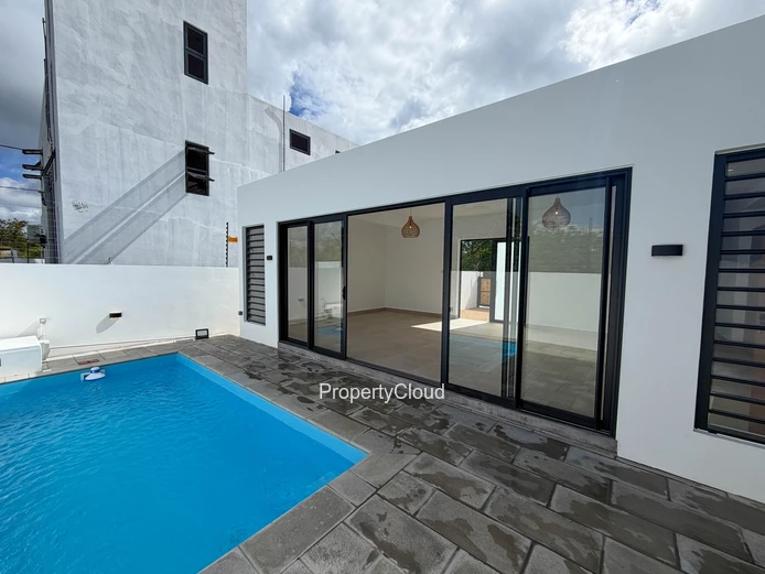 À Vendre | Villa Neuve De 3 Chambres Avec Piscine Privée À Grand-Baie | Rs 11 M, Négociable