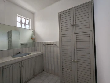 7 Bedroom Villa