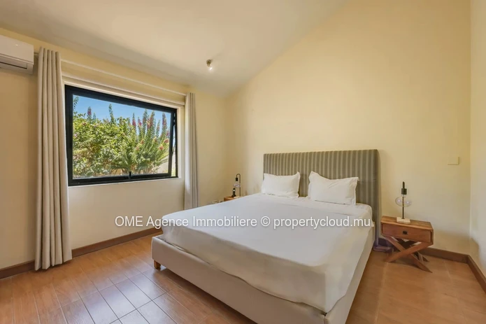 TAMARIN - Spacious villa with mountain views - 3 Bedrooms