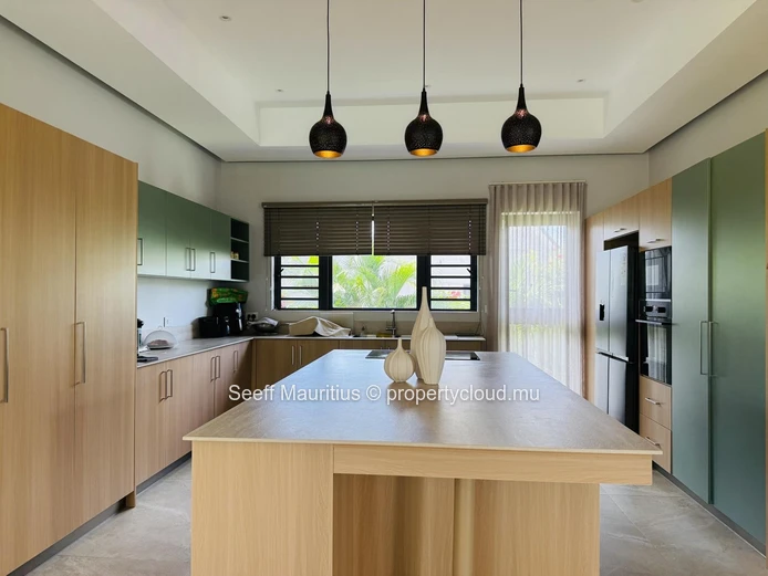 Elegant Family Villa in Bois Chandelle Mont Choisy