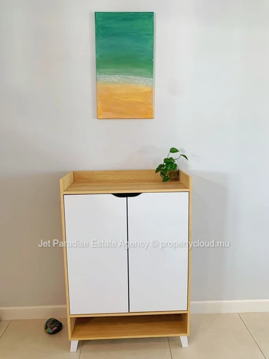  Modern Fully Furnished Apartment - Close to Amenities