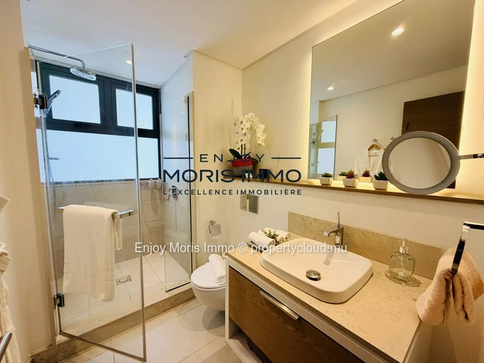 Penthouse for sale – At Mont Choisy Golf Club – Mauritius – Golf course view – 2 bedrooms – Luxury residence