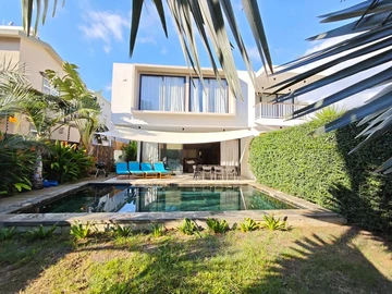 5 Bedroom Villa