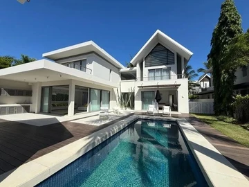 4 Bedroom Villa