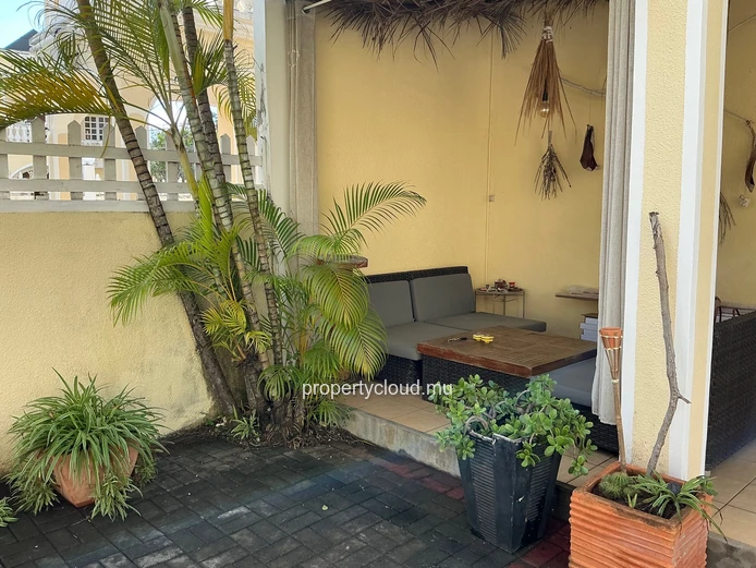 FOR RENT in Pereybere, 3-bedroom house with swimming pool, in a secure residence