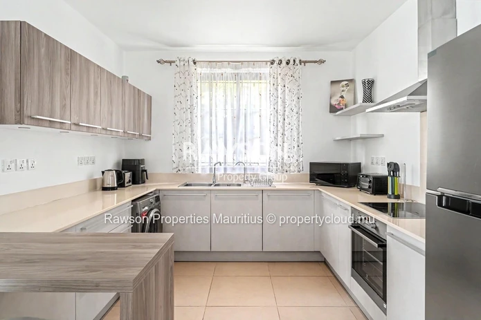 3-Bedroom Apartment | Beachfront & Sea View | Swimming Pool | Pointe Aux Biches