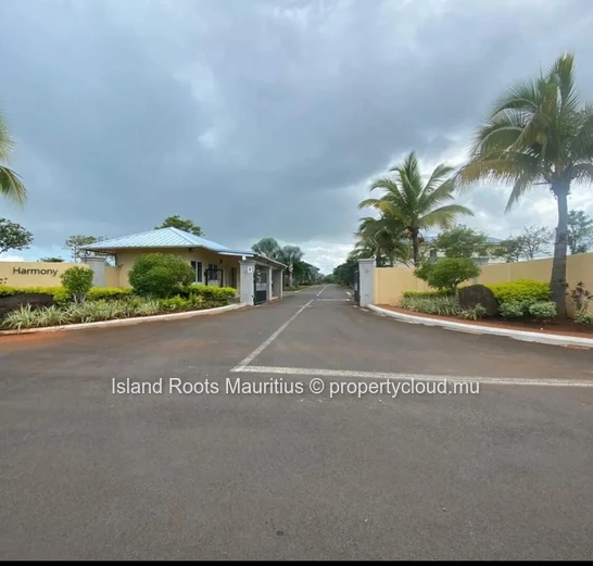 Discover this appealing plot of land located within a secure gated residence in Pointe aux Piments.