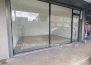 Commercial building ideally located in Solférino